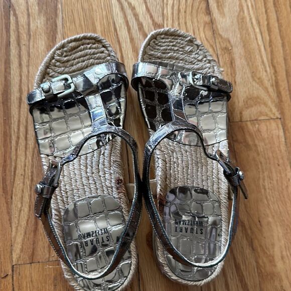 Stuart Weiztman sz 8 gold espadrilles with heel alligator print straps good cond - Picture 7 of 9